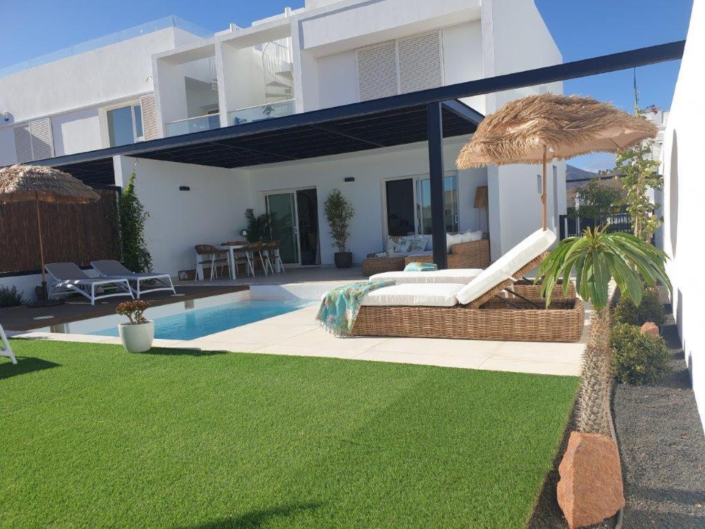 Serena Holiday Homes By Livvo Playa Blanca (Lanzarote) Exterior foto